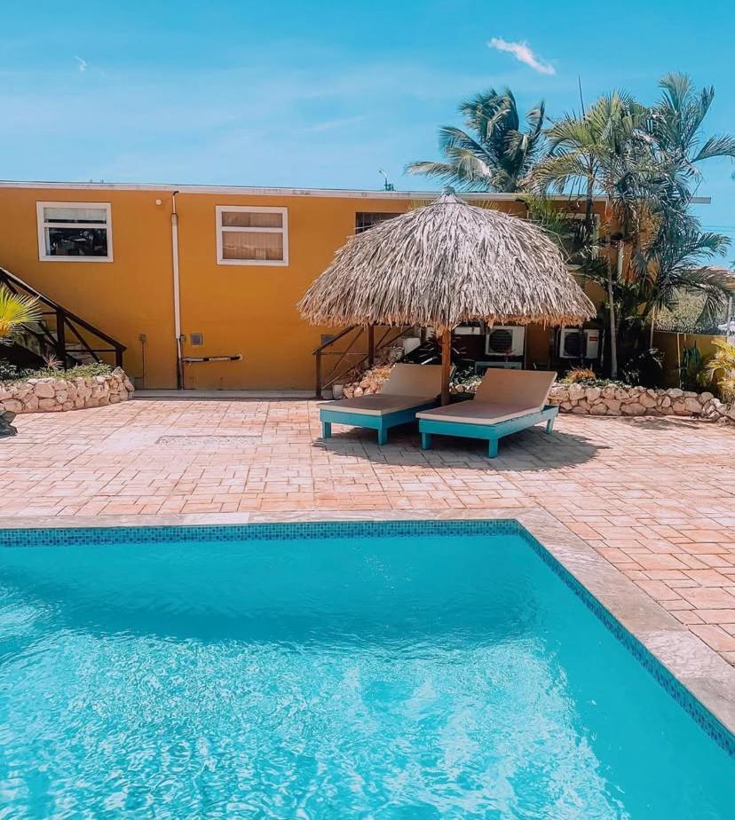 Casa Di Caribe - Beach House Willemstad Eksteriør billede